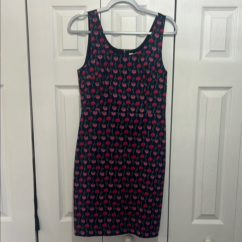 Elegant navy and Pink Sleeveless shift dress lined